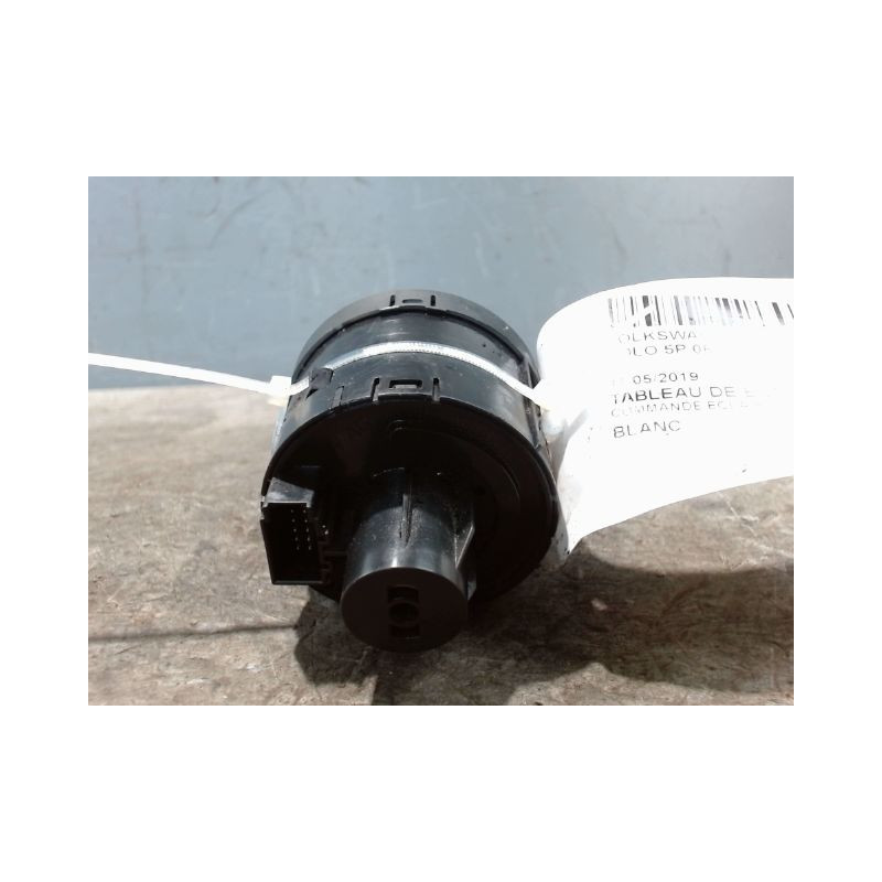 COMMANDE ECLAIRAGE VOLKSWAGEN POLO 2009-