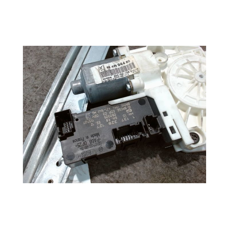 MECANISME+MOTEUR LEVE-GLACE AVANT DROIT PEUGEOT 407