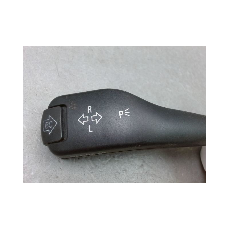 COMMANDE CLIGNOTANT BMW SERIE 3 COUPE (E46) 2003-