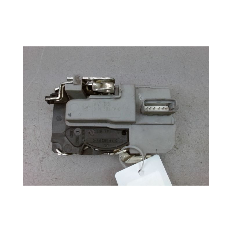 SYSTEME CONDAMNATION AVANT GAUCHE PEUGEOT 206 + 2009-2013