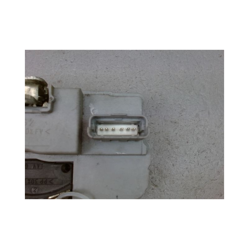 SYSTEME CONDAMNATION AVANT GAUCHE PEUGEOT 206 + 2009-2013