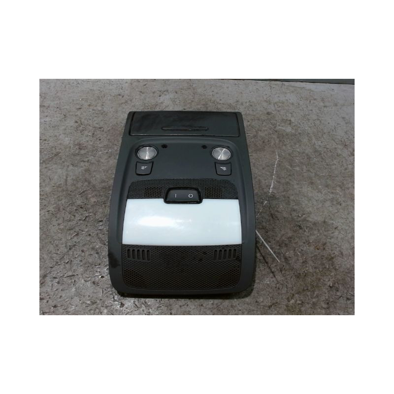 PLAFONNIER AUDI A4 2004-