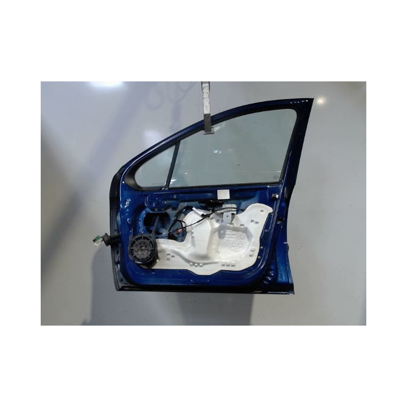 PORTE ARRIERE DROIT PEUGEOT 207 5P