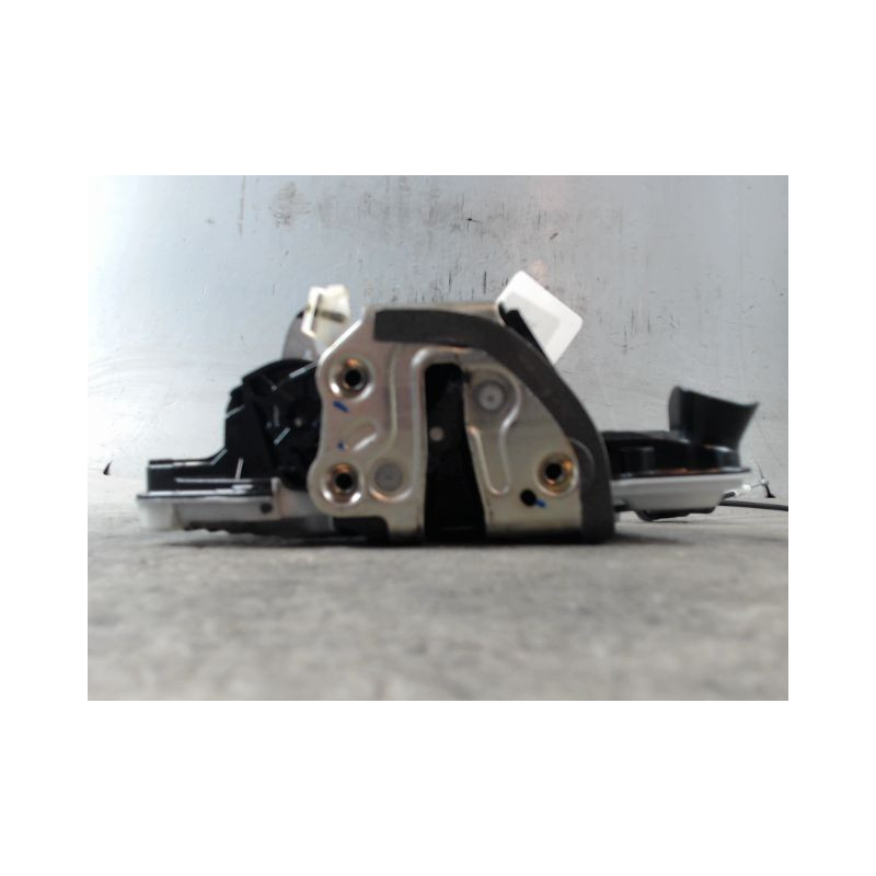 SYSTEME CONDAMNATION AVANT GAUCHE PEUGEOT 108