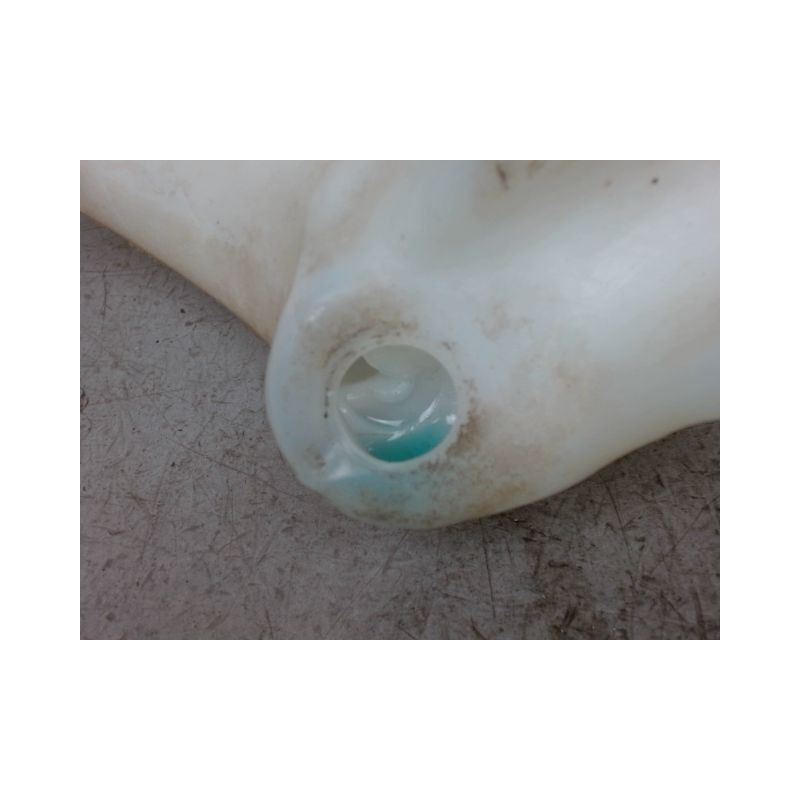 RESERVOIR LAVE-GLACE AVANT CITROEN BERLINGO