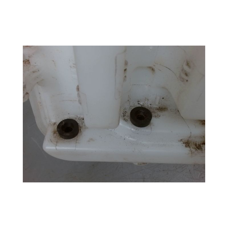 RESERVOIR LAVE-GLACE AVANT BMW SERIE 1