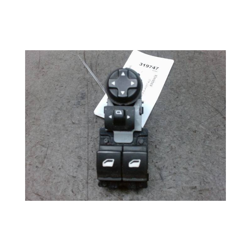 COMMANDE LEVE-GLACE PORTE AVG OPEL CORSA