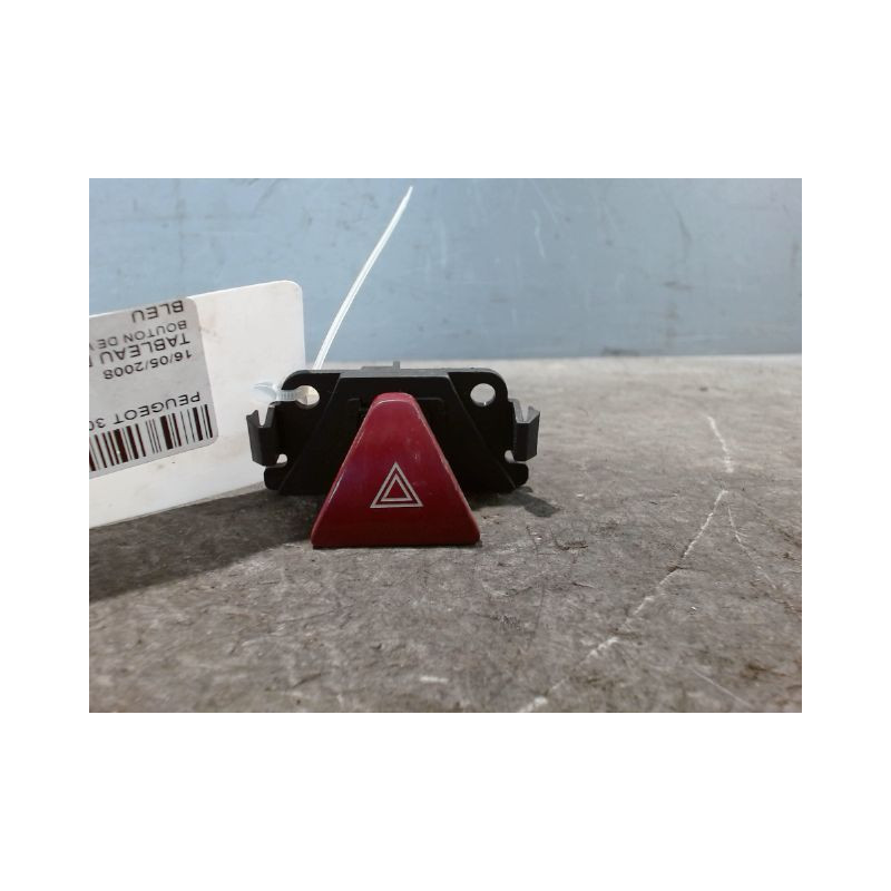 BOUTON DE WARNING PEUGEOT 307