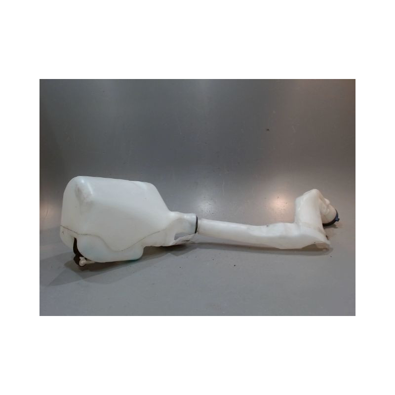 RESERVOIR LAVE-GLACE AVANT PEUGEOT 207