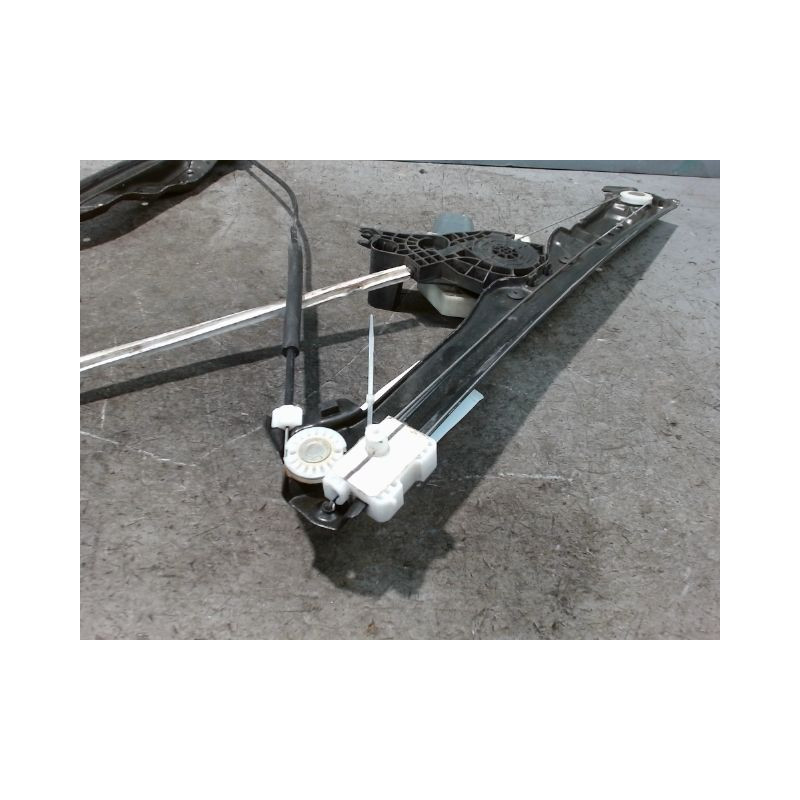 MECANISME+MOTEUR LEVE-GLACE AVANT GAUCHE PEUGEOT 308