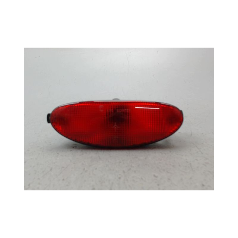 FEU BROUILLARD CENTRAL ARRIERE PEUGEOT 206 1998-2009