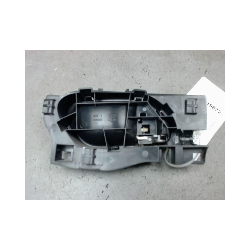 POIGNEE INTERIEURE PORTE AVANT GAUCHE PEUGEOT 207 SW