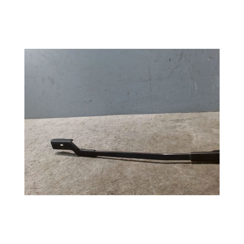 BRAS ESSUIE-GLACE AVANT DROIT PEUGEOT 308 2011-