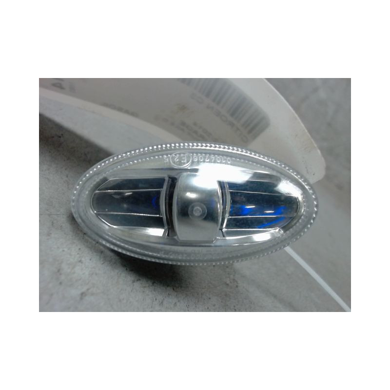 REPETITEUR AILE DROIT CITROEN C3