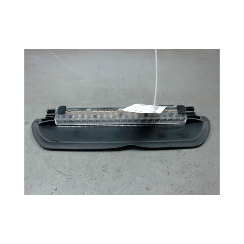 FEUX STOP SUPPLEMENTAIRE B.M.W. SERIE 5