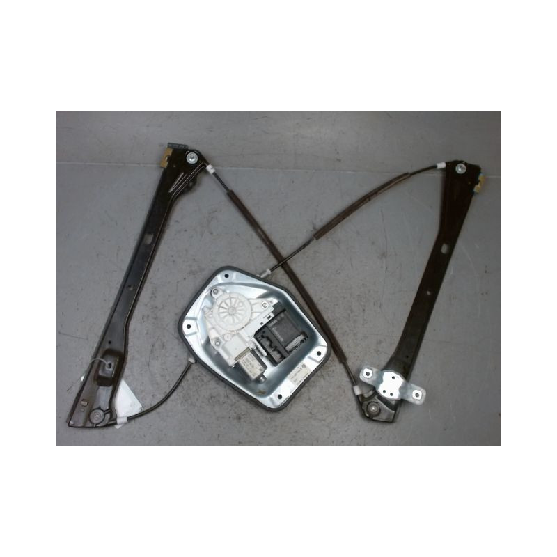 MECANISME+MOTEUR LEVE-GLACE AVANT DROIT VOLKSWAGEN GOLF V SW 2007-