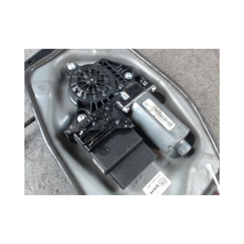 MECANISME+MOTEUR LEVE-GLACE ARRIERE DROIT VOLKSWAGEN GOLF V PLUS 2005-