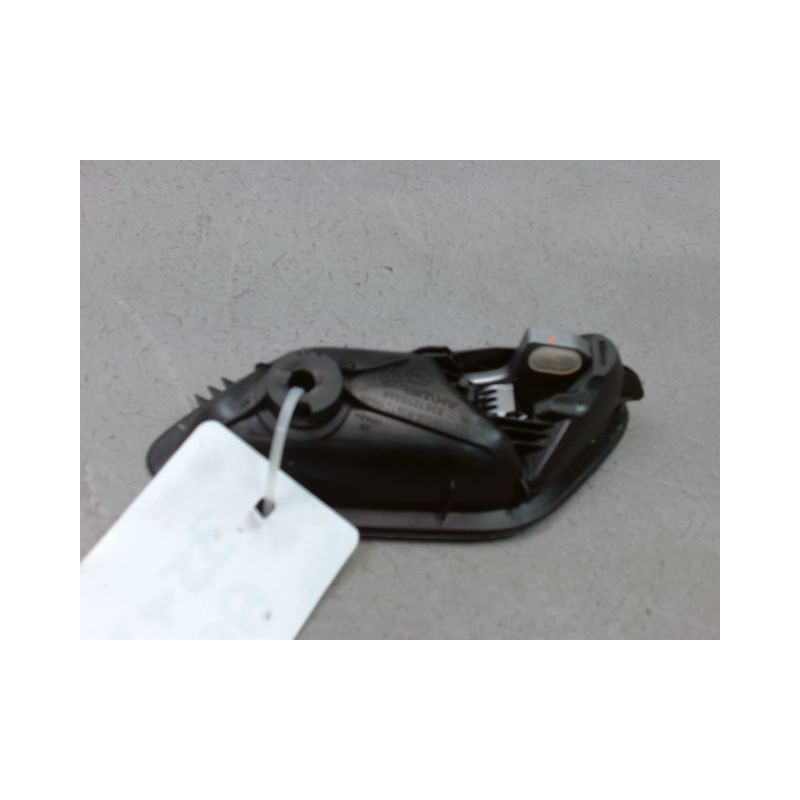 POIGNEE INTERIEURE PORTE ARRIERE DROIT DACIA DUSTER BREAK Phase 2 2013-...