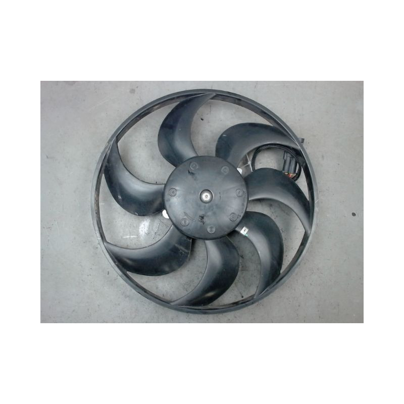 MOTEUR VENTILATEUR RADIATEUR PEUGEOT 208
