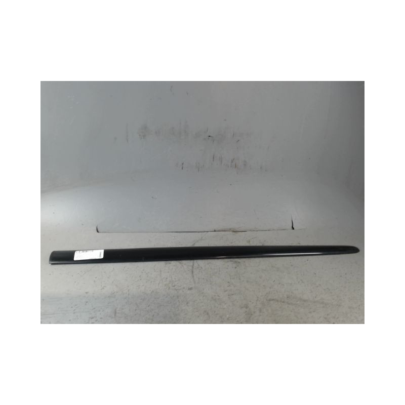 PROTECTION PORTE AVANT DROIT PEUGEOT 206 5P