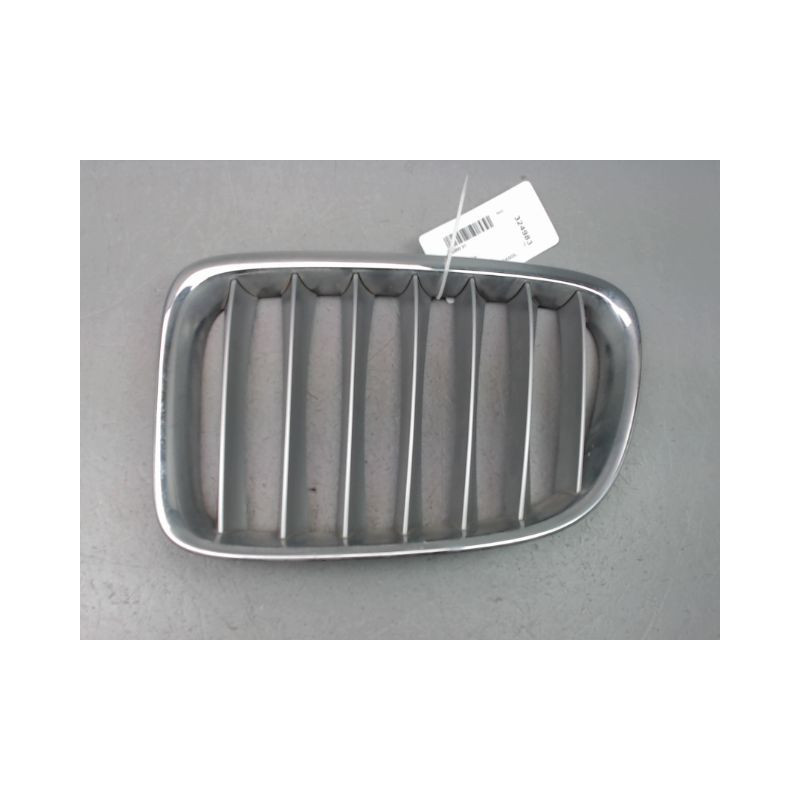GRILLE CALANDRE GAUCHE BMW X1