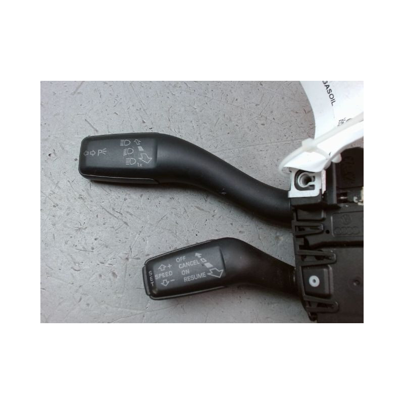 COMMANDE CLIGNOTANT AUDI A3 2003-