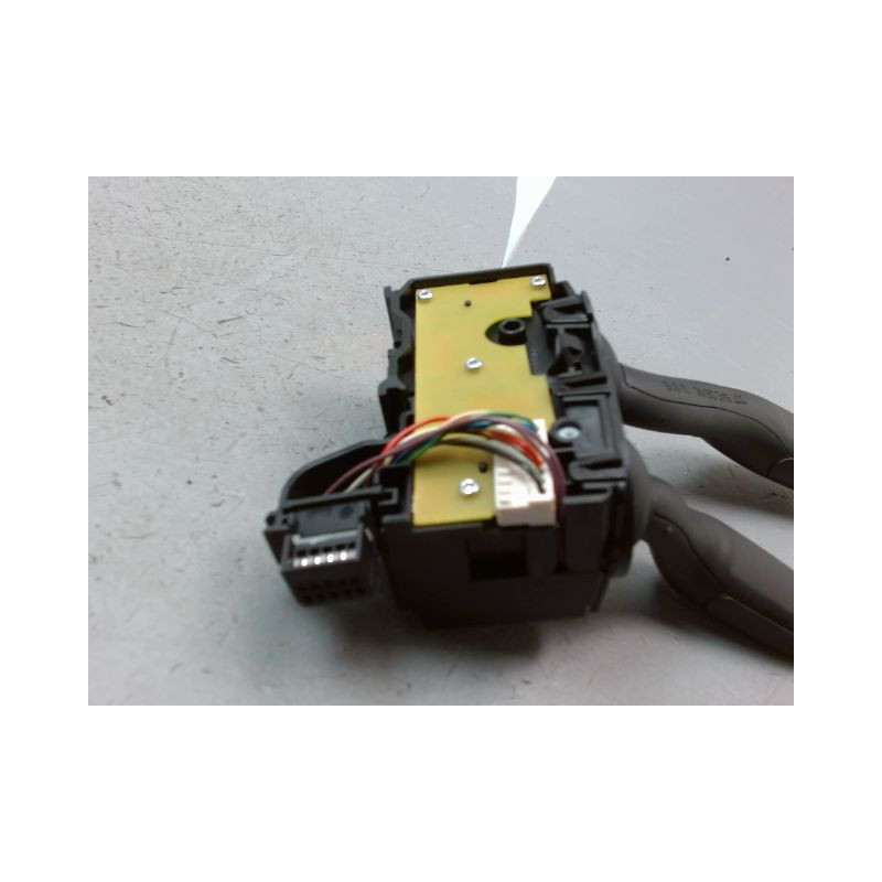 COMMANDE CLIGNOTANT AUDI A3 2003-