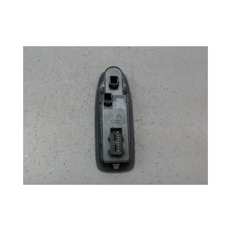 COMMANDE LEVE-GLACE PORTE AVG PEUGEOT 2008 Phase 1 2013-...