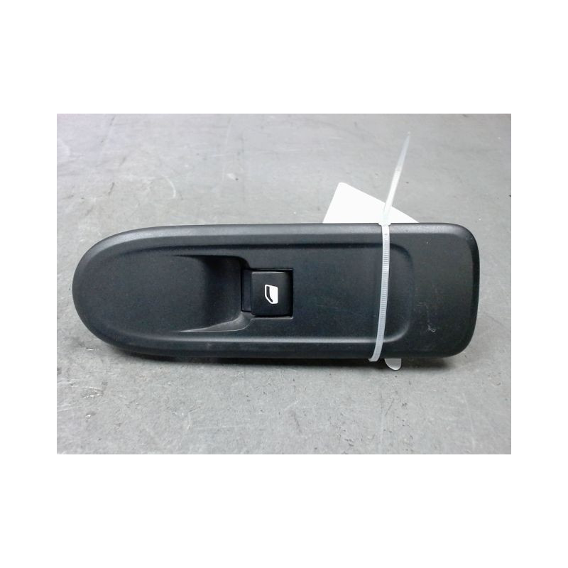 COMMANDE LEVE-GLACE PORTE AVD CITROEN C3