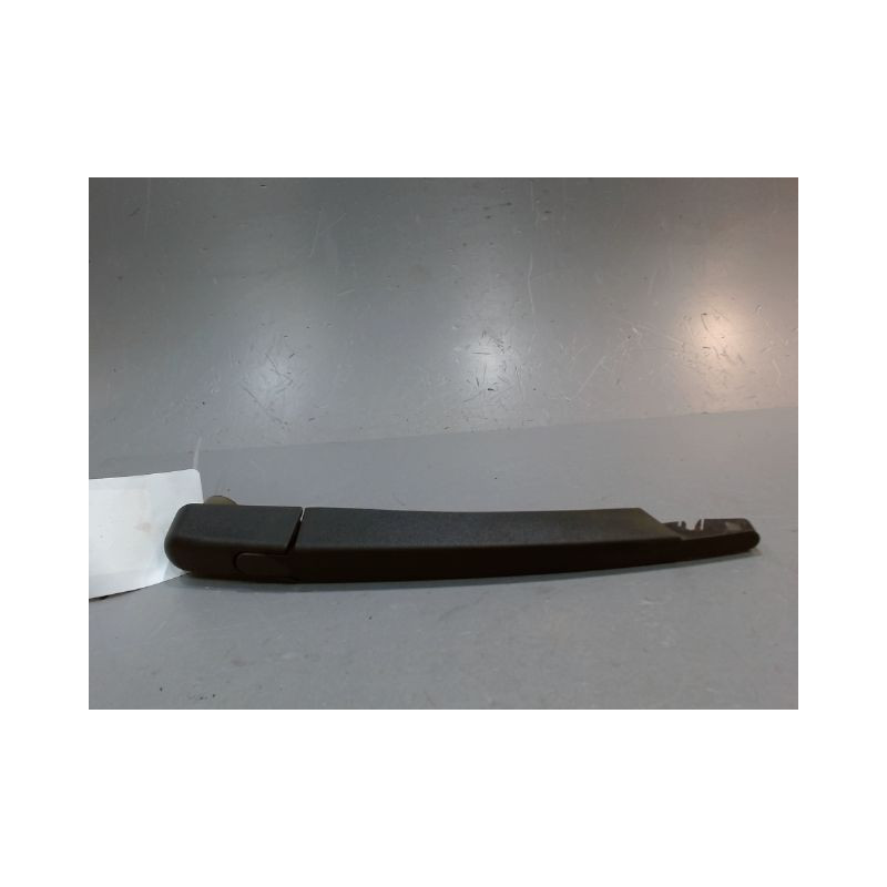 BRAS ESSUIE-GLACE ARRIERE PEUGEOT 2008