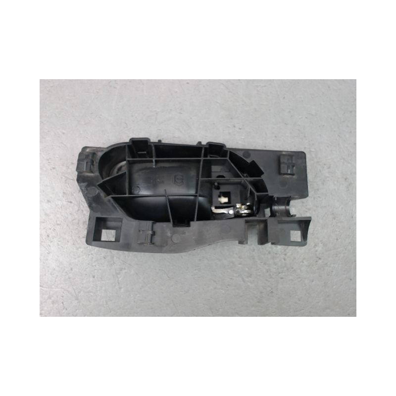 POIGNEE INTERIEURE PORTE AVANT GAUCHE PEUGEOT 207 2006-2013