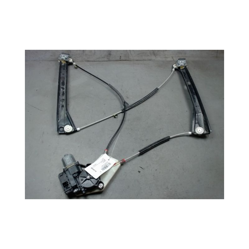 MECANISME+MOTEUR LEVE-GLACE AVANT DROIT VOLKSWAGEN POLO 2009-