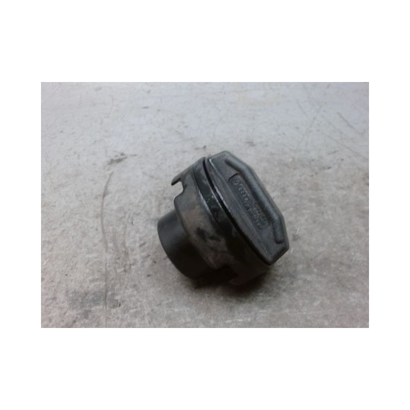 BOUCHON RESERVOIR A CARBURANT AUDI A1