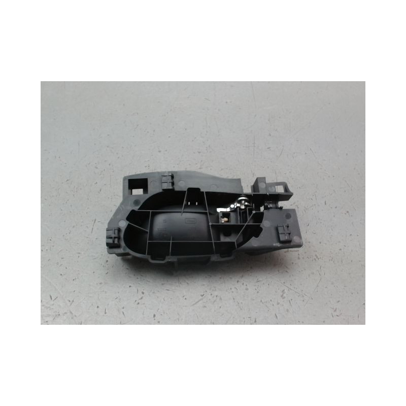 POIGNEE INTERIEURE PORTE AVANT DROIT PEUGEOT 508 2010-
