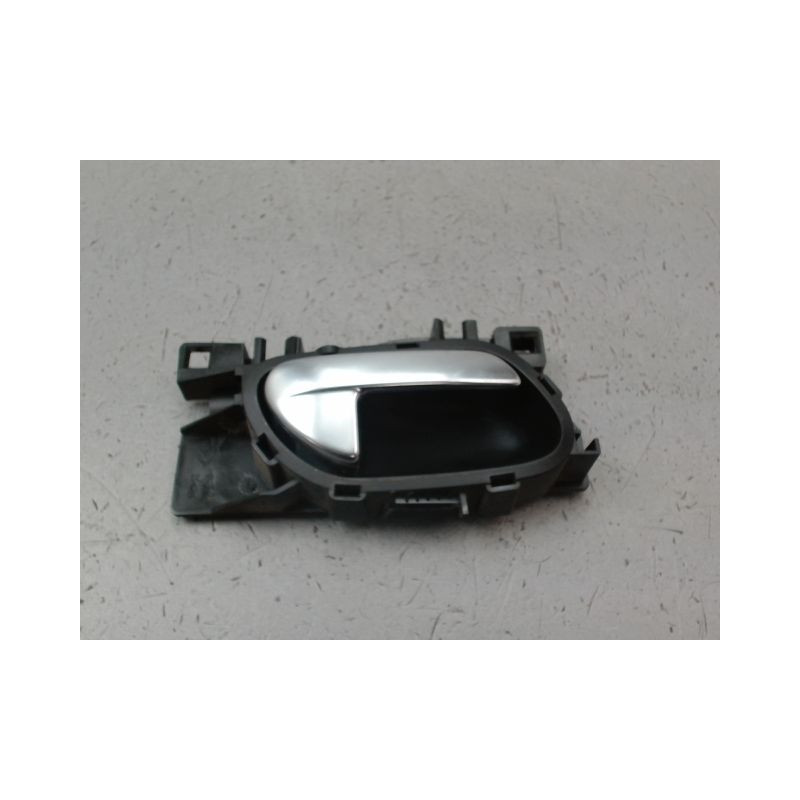 POIGNEE INTERIEURE PORTE AVANT DROIT PEUGEOT 2008 Phase 1 2013-...