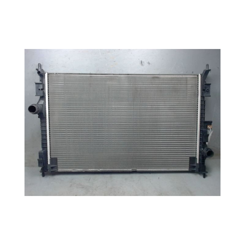 RADIATEUR PEUGEOT 308