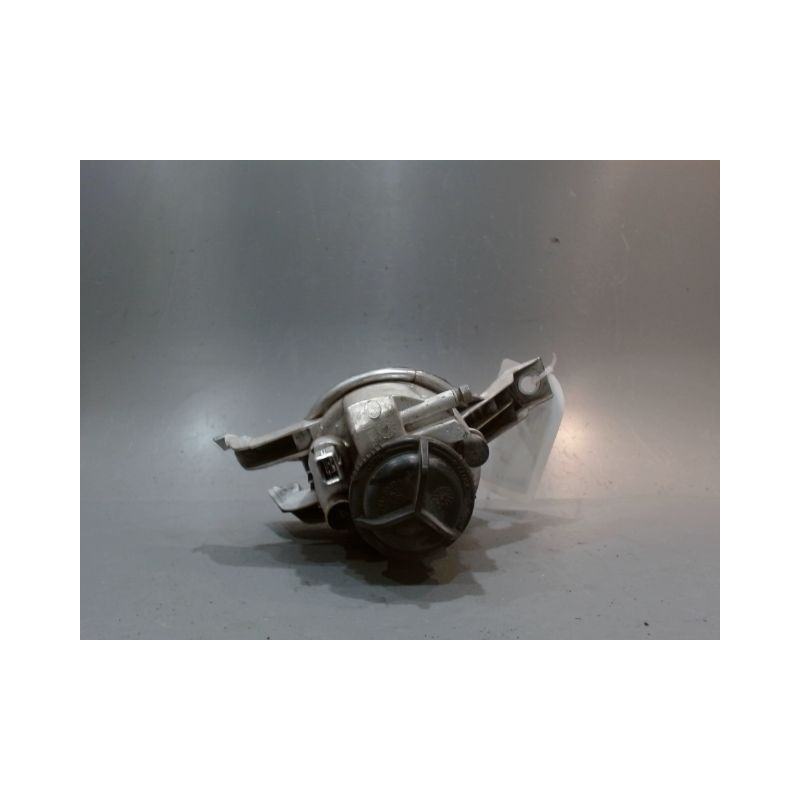 PHARE ANTIBROUILLARD AVANT DROIT PEUGEOT 206 SW