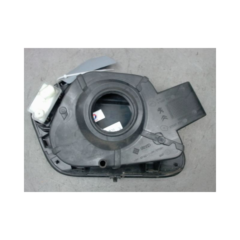 VOLET DE TRAPPE CARBURANT PEUGEOT 208