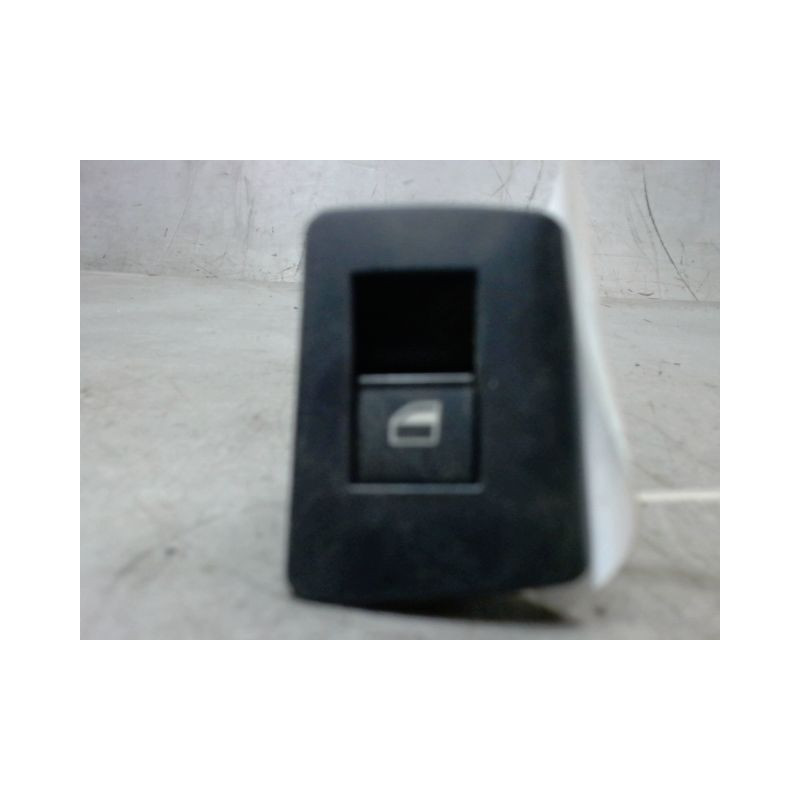 COMMANDE LEVE-GLACE PORTE ARG B.M.W. X5