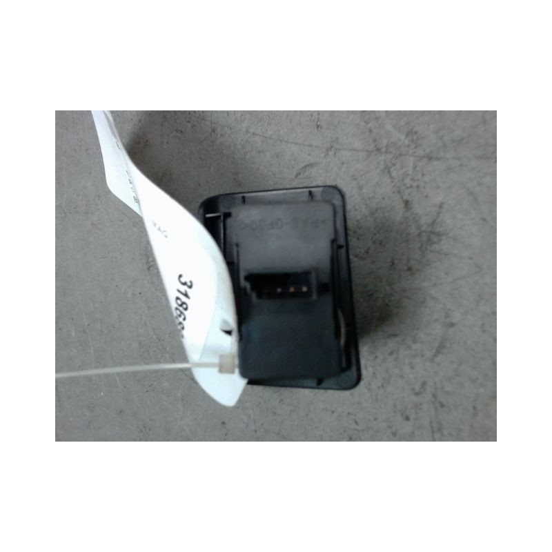 COMMANDE LEVE-GLACE PORTE ARG B.M.W. X5