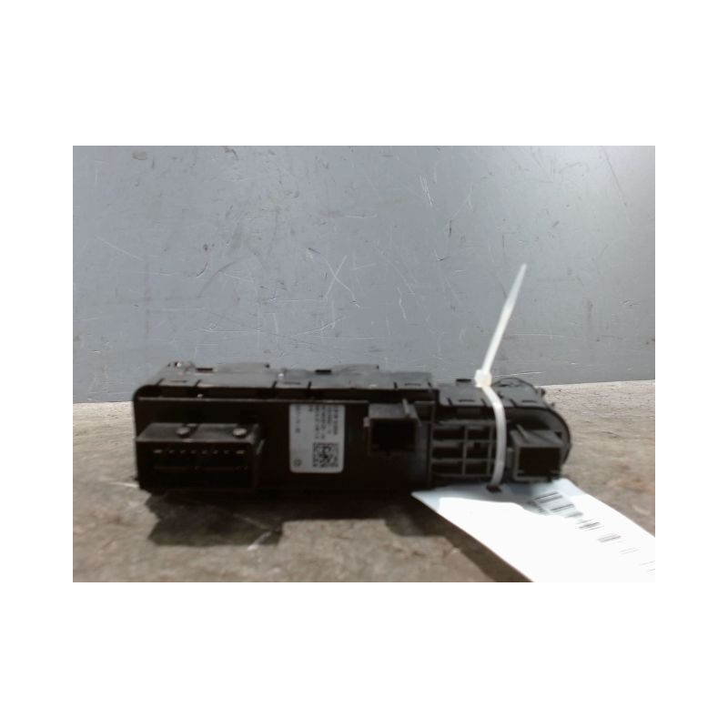 COMMANDE LEVE-GLACE PORTE AVG OPEL CROSSLAND