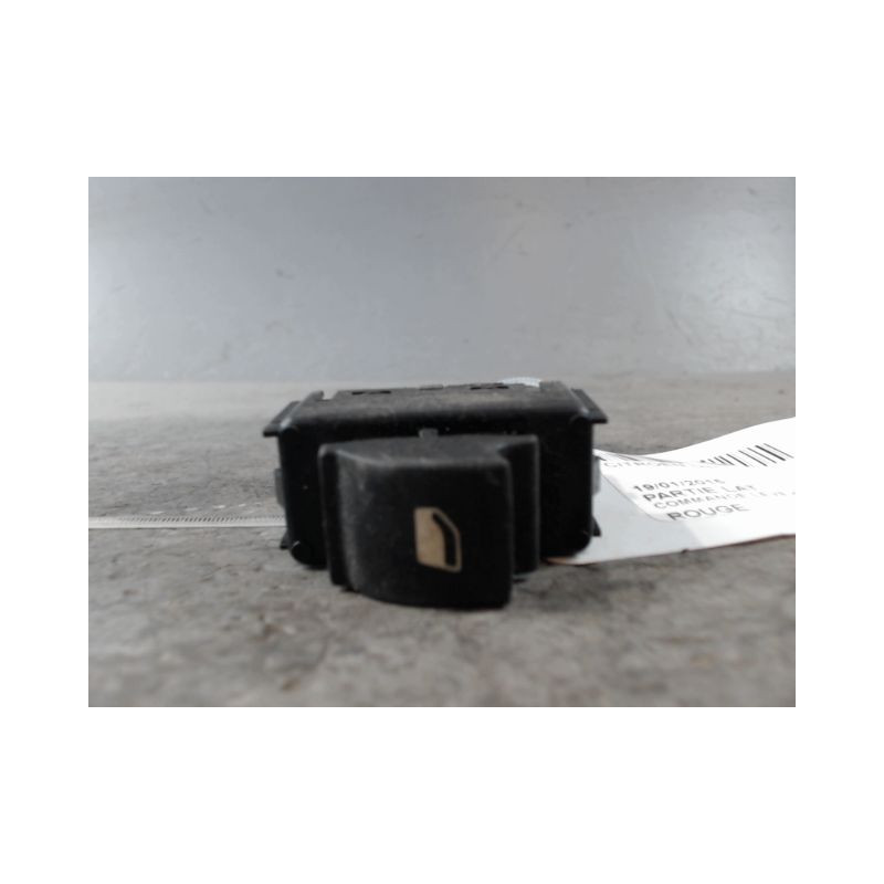 COMMANDE LEVE-GLACE PORTE AVD CITROEN DS4