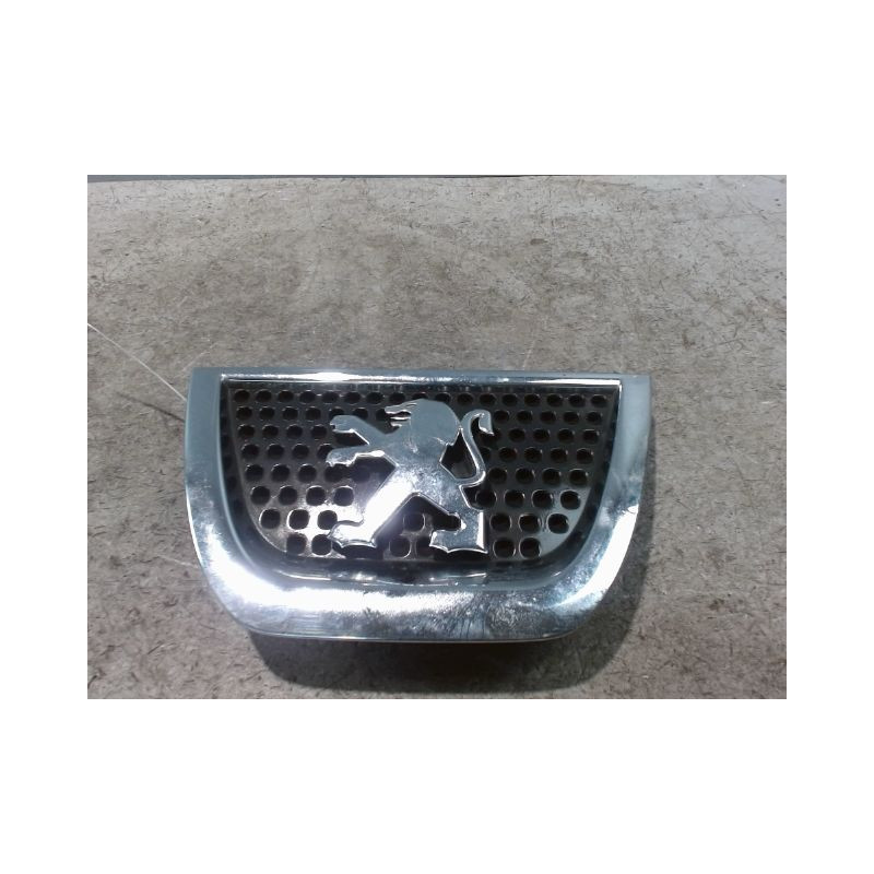 SIGLE CALANDRE PEUGEOT 3008 2009-