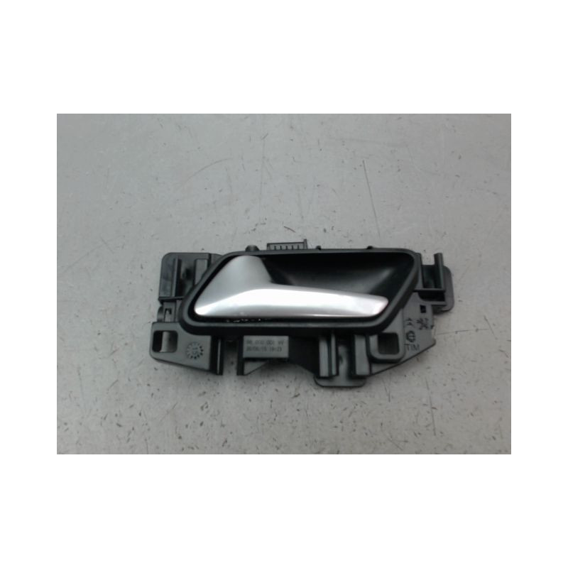 POIGNEE INTERIEURE PORTE AVANT GAUCHE PEUGEOT 308 2011-