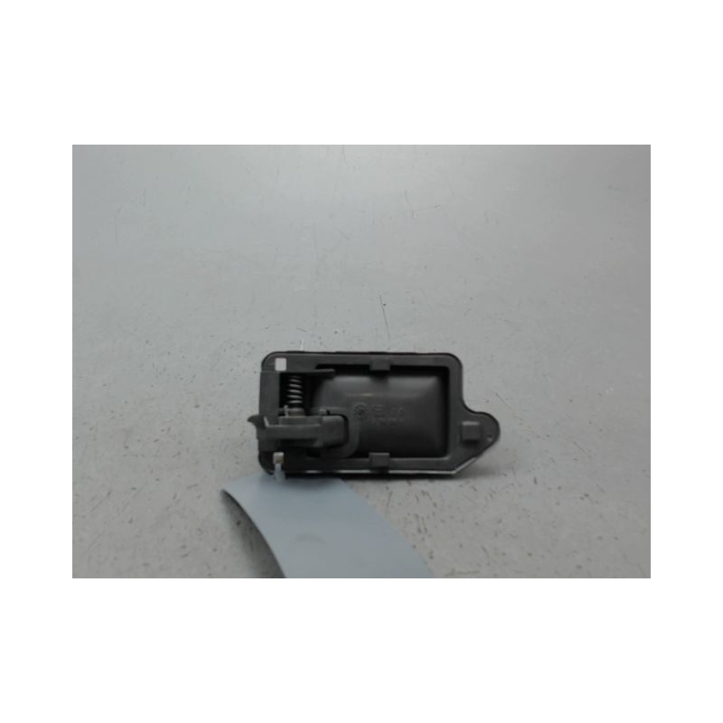 POIGNEE INTERIEURE PORTE AVANT DROIT PEUGEOT 205 Phase 2 1987-1998