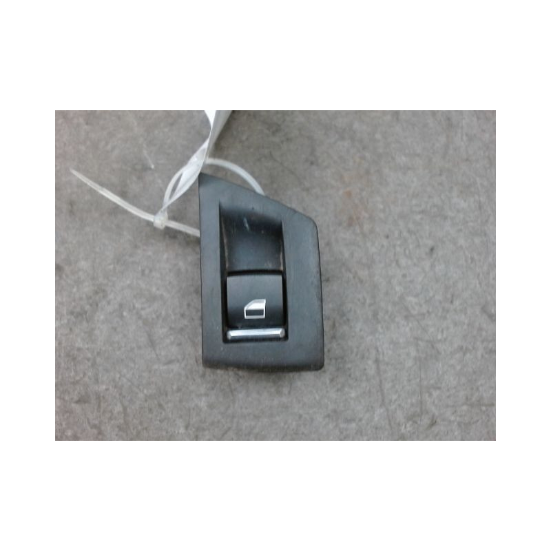 COMMANDE LEVE-GLACE PORTE ARD B.M.W. SERIE 5