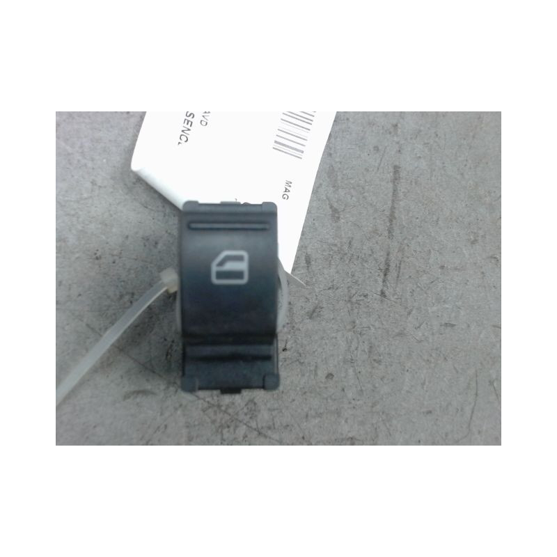 COMMANDE LEVE-GLACE PORTE AVD SKODA CITIGO