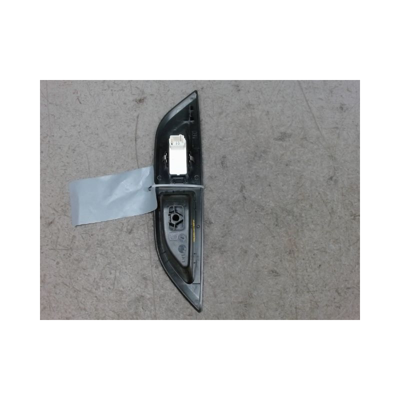 COMMANDE LEVE-GLACE PORTE ARG PEUGEOT 2008