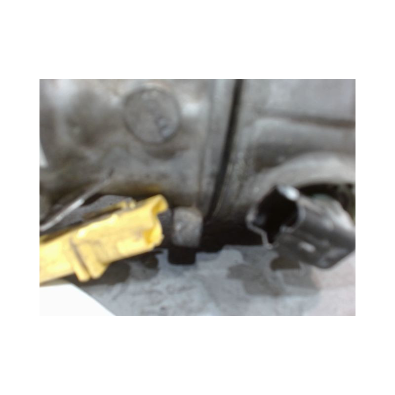 COMPRESSEUR AIR CONDITIONNE PEUGEOT 207