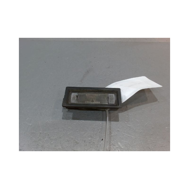 ECLAIREUR PLAQUE DE POLICE GAUCHE PEUGEOT 508
